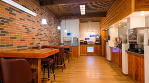 thumbnail: Breakfast area