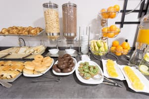 thumbnail: Breakfast buffet