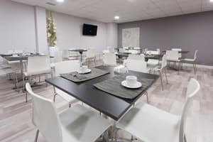 thumbnail: Restaurant