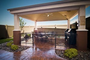 thumbnail: Exterior