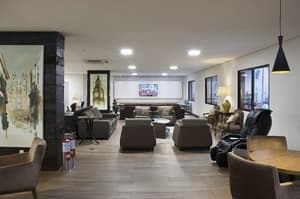 thumbnail: Lobby lounge
