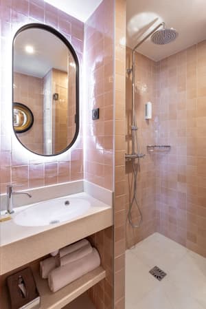 thumbnail: Bathroom