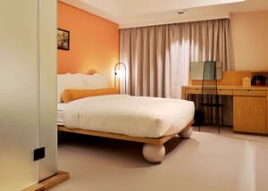 thumbnail: Room