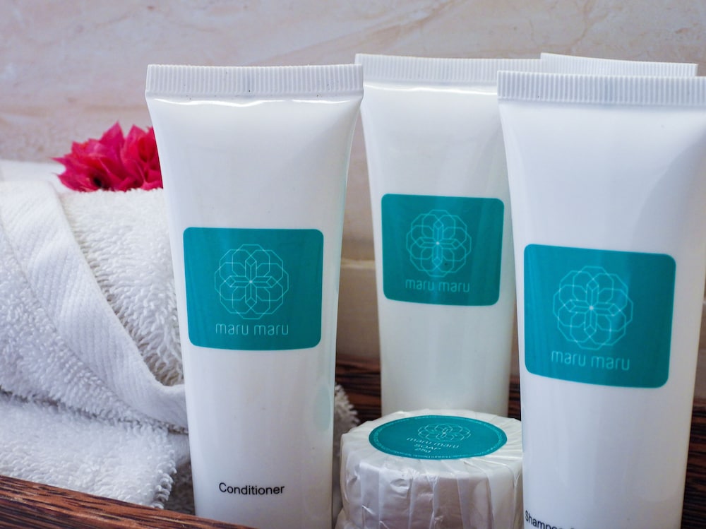 Bathroom amenities