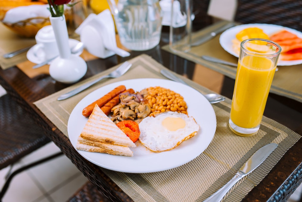 Breakfast meal