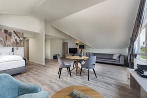 thumbnail: Living area