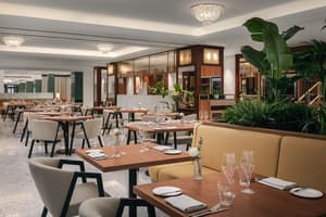 thumbnail: Restaurant