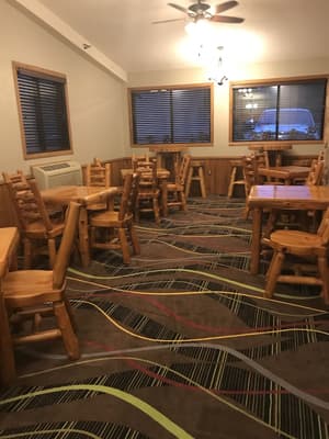 thumbnail: Breakfast area