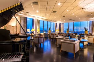 thumbnail: Bar (on property)