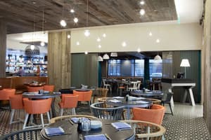 thumbnail: Restaurant