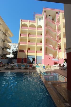 thumbnail: Outdoor pool
