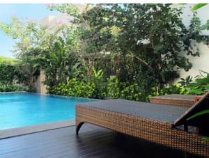thumbnail: Pool
