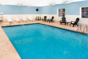 thumbnail: Pool