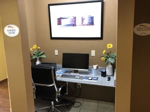 thumbnail: Business center