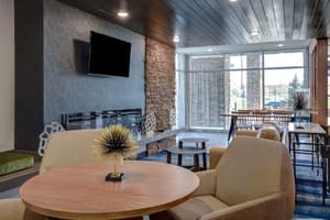 thumbnail: Lobby lounge
