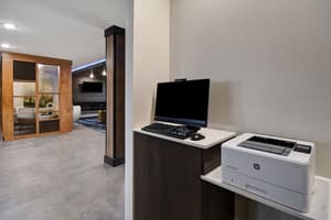 thumbnail: Business center