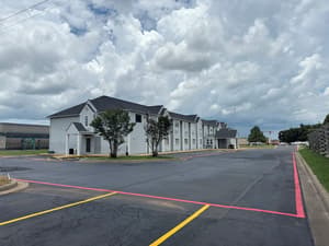 thumbnail: Exterior