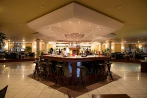 thumbnail: Bar (on property)
