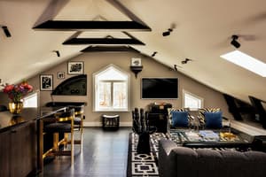 thumbnail: Interior
