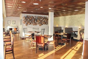 thumbnail: Breakfast area