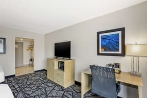 thumbnail: Room amenity