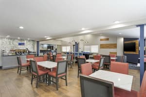 thumbnail: Bar (on property)