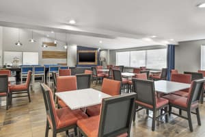 thumbnail: Breakfast area