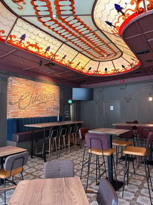 thumbnail: Restaurant