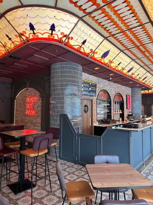 thumbnail: Restaurant