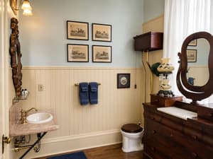 thumbnail: Bathroom