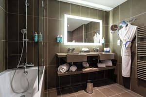 thumbnail: Bathroom