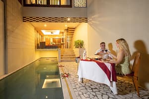 thumbnail: In-room dining