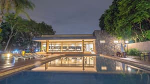 thumbnail: Exterior