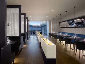 thumbnail: Restaurant