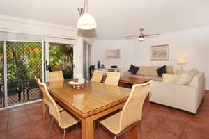 thumbnail: In-room dining