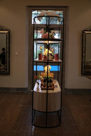 thumbnail: Interior