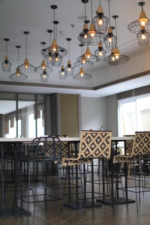 thumbnail: Restaurant