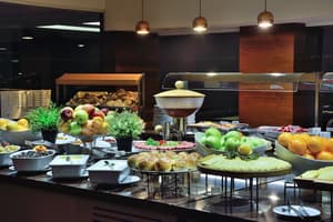 thumbnail: Restaurant