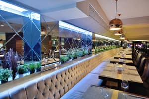 thumbnail: Restaurant