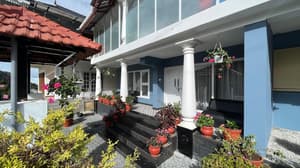 thumbnail: Exterior