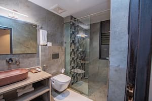thumbnail: Bathroom