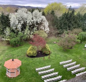thumbnail: Outdoor wedding area
