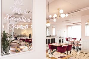 thumbnail: Breakfast area