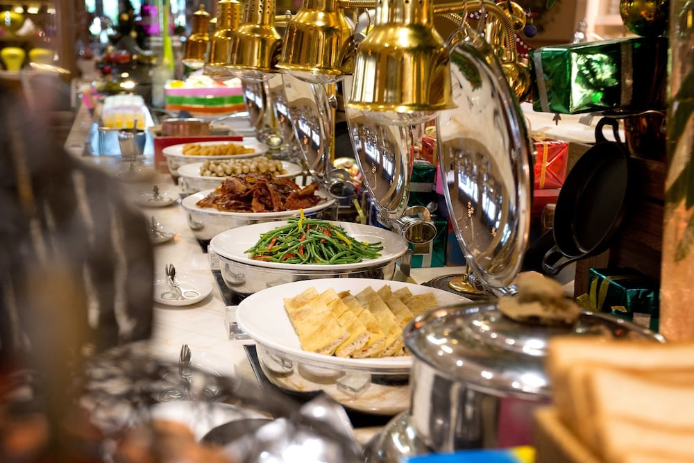 Breakfast buffet
