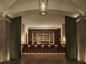 thumbnail: Bar (on property)
