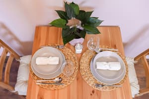thumbnail: In-room dining
