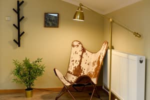 thumbnail: Interior detail
