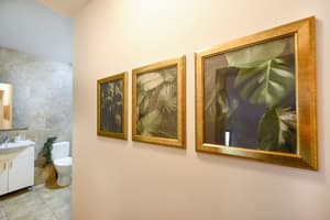 thumbnail: Interior detail