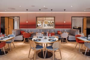thumbnail: Restaurant