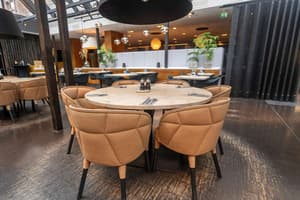 thumbnail: Breakfast area